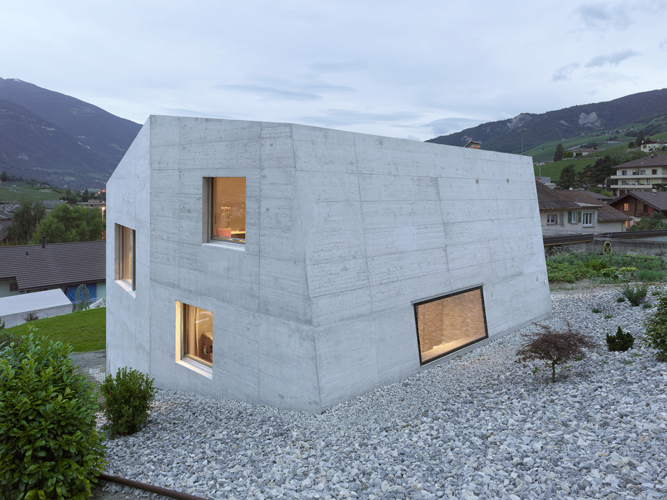 métrailler house, sierre