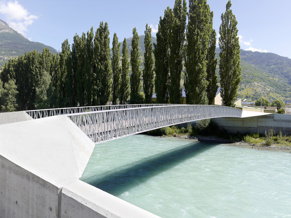 passerelle piétonne sur la vispa, viège, concours 1er prix