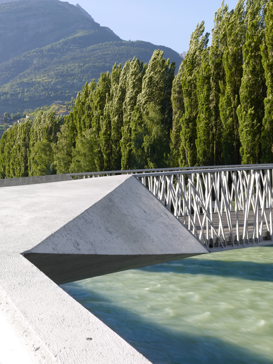 passerelle piétonne sur la vispa, viège, concours 1er rang