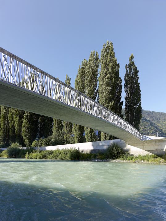 passerelle piétonne sur la vispa, viège, concours 1er rang