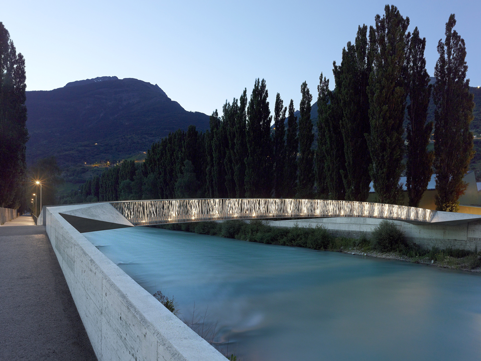 passerelle piétonne sur la vispa, viège, concours 1er rang