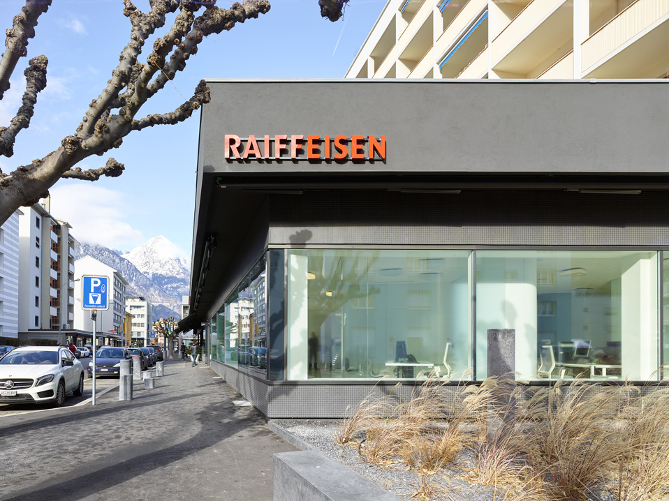 raiffeisen bank, martigny, umbau